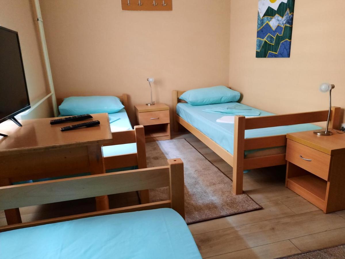 Petar Drapsin Hostel Белград Экстерьер фото